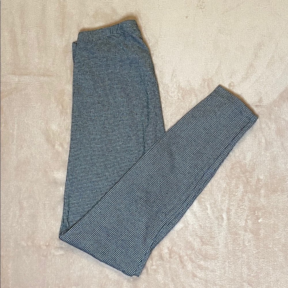 Black and White H&M Leggings